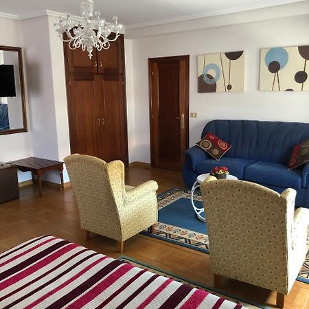 Hostal Juan Rosal エクステリア 写真
